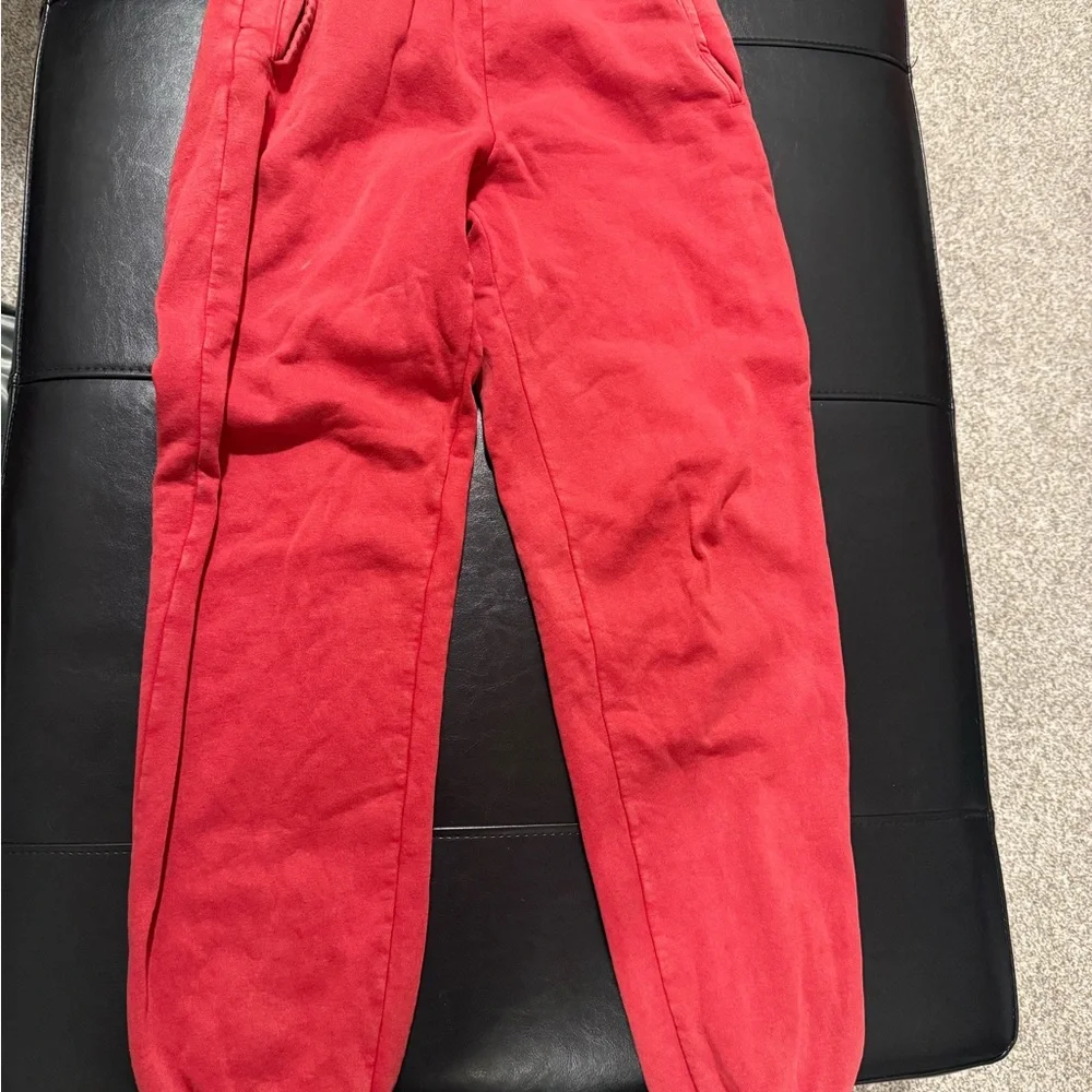 GAP Red set - Picture 3 of 10